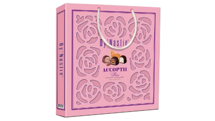 Конфеты "Ассорти Rose" в тёмном шоколаде 210 г — четыре кремовые начинки в элегантной упаковке